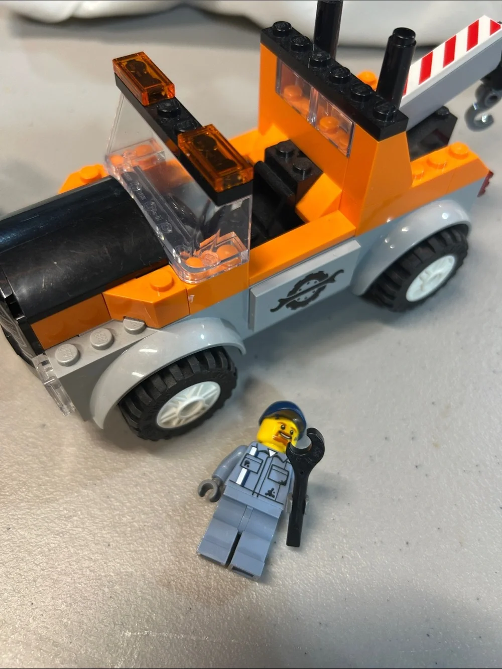 Lego 60435 City Tow Truck and Sports Car Repair
